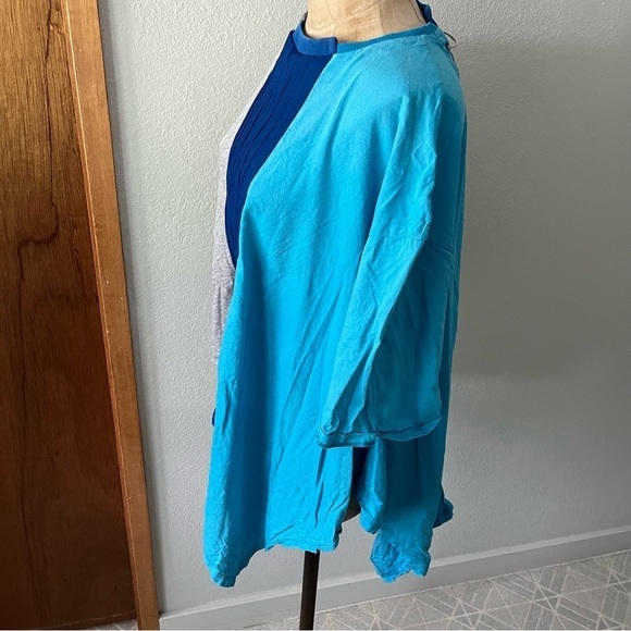 UNRAVEL PROJECT sz M ASYMMETRICAL Top Blue Gray Shirt Short Sleeve 3 Col… - Picture 4 of 11